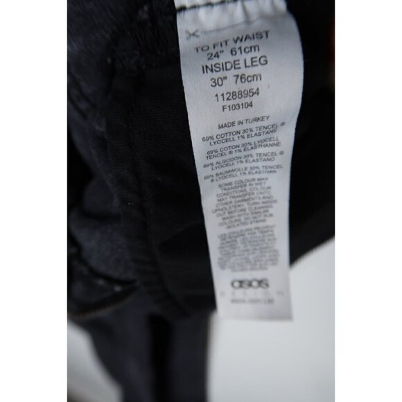 ASOS Denim Jeans Mom Cropped High Waist Tapered Raw Hem Black Women's Size 24 - Picture 8 of 9